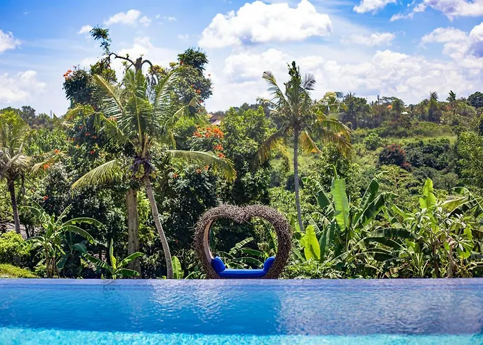Wake Up in Paradise at Lebah Villas